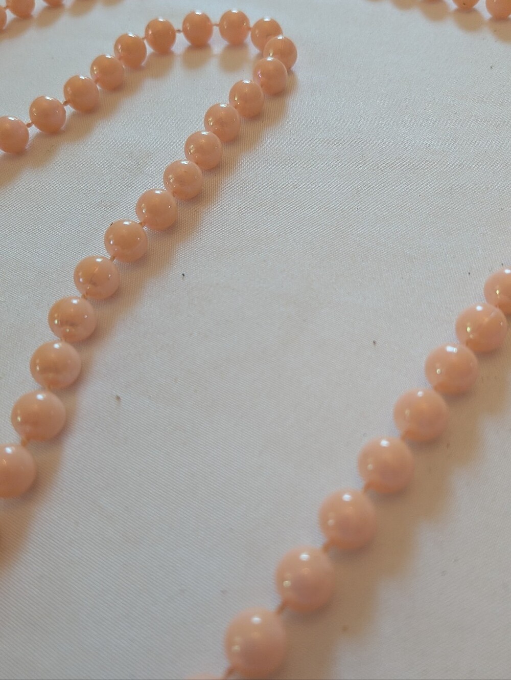 Vintage Classic Peach Beaded Necklace - Elegant Women’s Jewelry